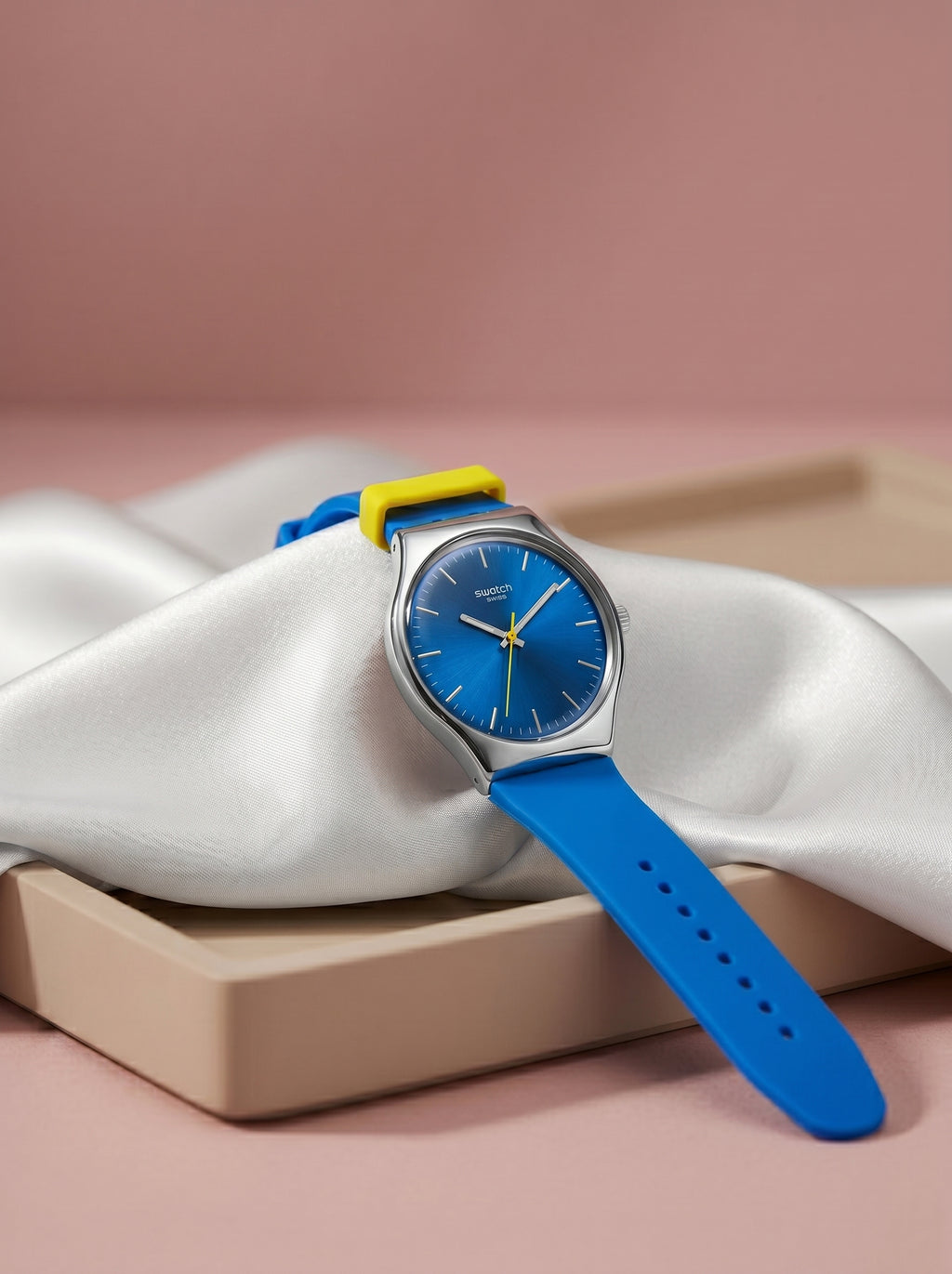 Swatch Blue Energy – Montre Bleu Électrique Sport Chic